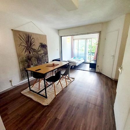Vacances Avec Piscine Et Entree Autonome Dans Jolie Appartement Jusqu'A 4 Personnes Serignan Luaran gambar