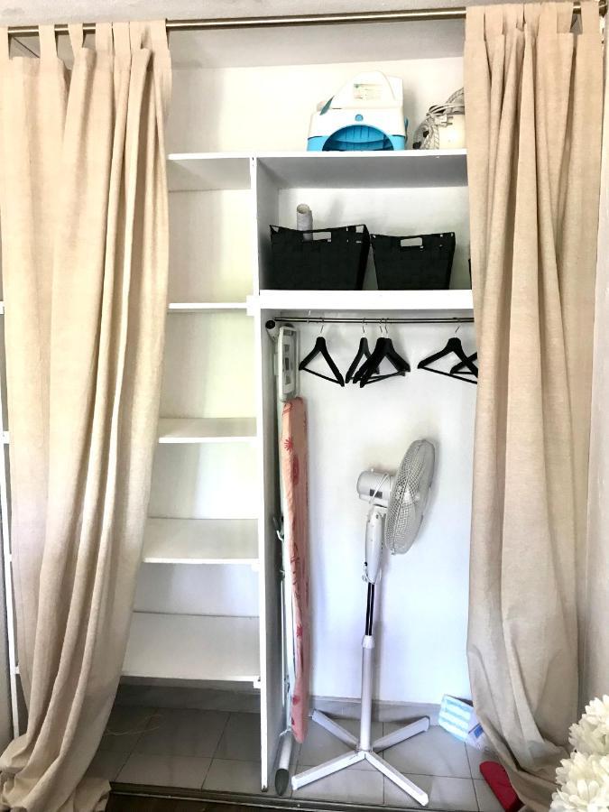 Vacances Avec Piscine Et Entree Autonome Dans Jolie Appartement Jusqu'A 4 Personnes Serignan Luaran gambar